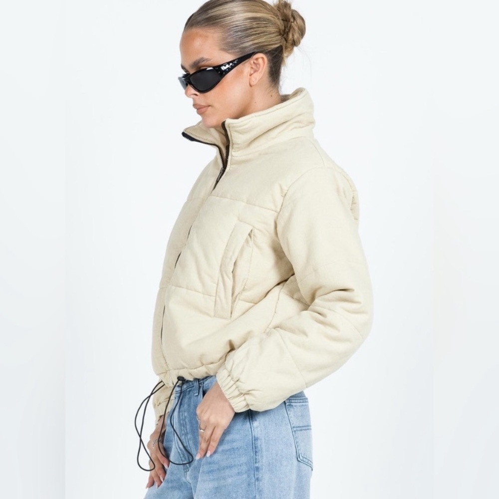 Princess Polly beige bomber puffer drawstring jacket sz 4 - Picture 2 of 8